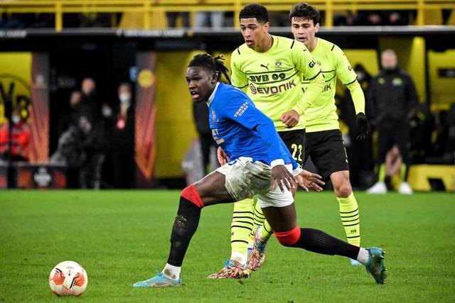 三亚亚沙会丨范俊杰夺得赛会首金 中国队包揽游跑两项个人赛金牌